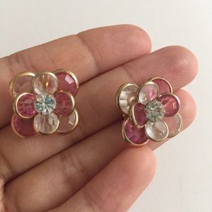 Vintage Avon Crystal Pink/W Petal Flower Earrings